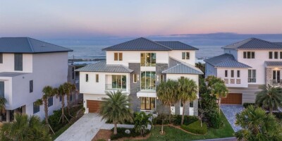 Villa for sale in Hutchinson Island South, Florida