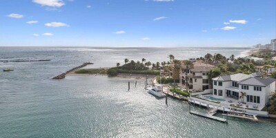 5 bedroom  Villa for sale in Pompano Beach, Florida