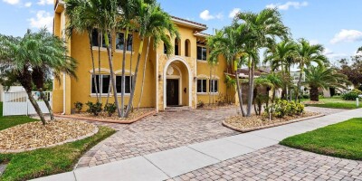 Villa for sale in Deerfield Beach, Florida