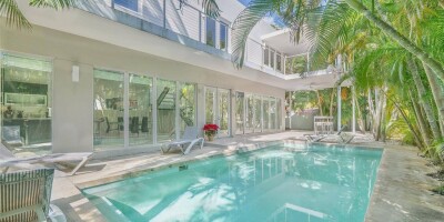 4 bedroom  Villa for sale in Coconut Grove, United States