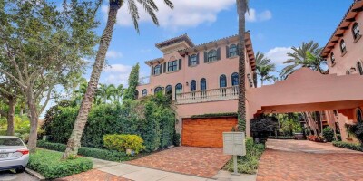3 bedroom  Townhouse for sale in Fort Lauderdale, Florida