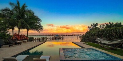 Villa for sale in Lantana, Florida
