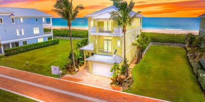 4 bedroom  Villa for sale in Hutchinson Island South, Florida