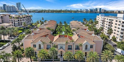 Townhouse for sale in Palm Beach, United States
