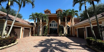 5 bedroom  Villa for sale in Davie, United States
