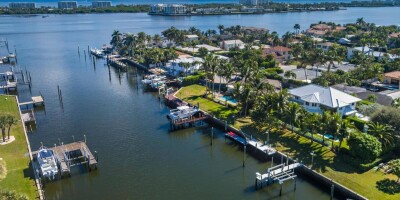 4 bedroom  Villa for sale in Lake Worth, Florida