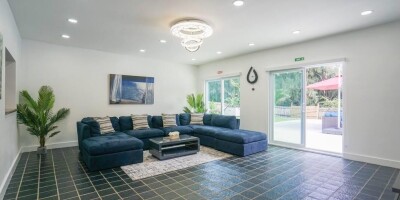 Villa for sale in Hollywood, Florida
