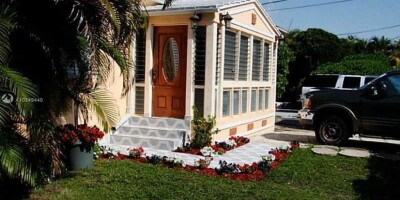 5 bedroom  Villa for sale in Surfside, United States