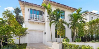 4 bedroom  Villa for sale in Palm Beach, Florida