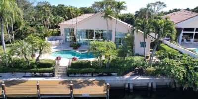 4 bedroom  Villa for sale in Palm Beach Gardens, Florida