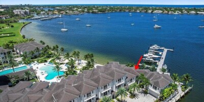 3 bedroom  Townhouse for sale in North Palm Beach, Florida