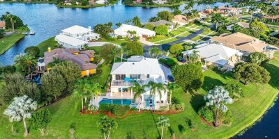 4 bedroom  Villa for sale in Wellington, Florida