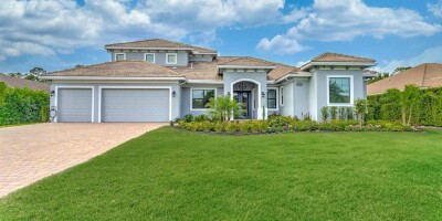 5 bedroom  Villa for sale in Palm City, Florida