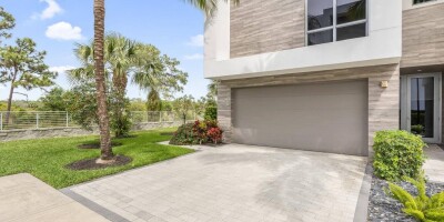 3 bedroom  Townhouse for sale in Boca Raton, Florida