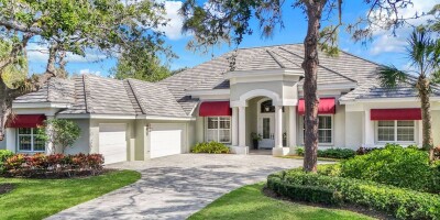 4 bedroom Detached House for sale in Bonita Springs, Florida