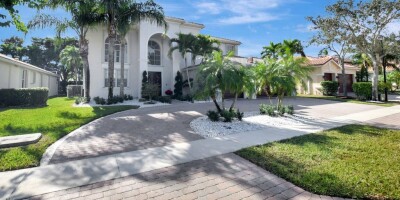 5 bedroom  Villa for sale in Lake Worth, Florida
