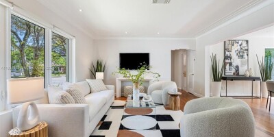 Villa for sale in Miami, United States