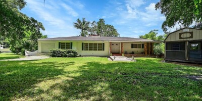 4 bedroom  Villa for sale in Belle Glade, Florida