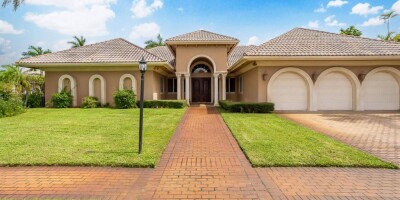4 bedroom  Villa for sale in Boca Raton, United States