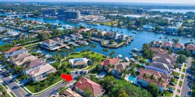 6 room  House for sale in North Palm Beach, Florida