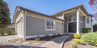 Townhouse for sale in Pacific Grove, United States
