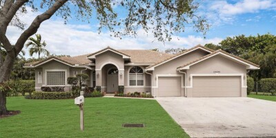 5 bedroom  Villa for sale in Davie, United States