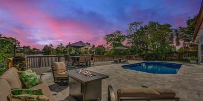 Villa for sale in Plantation, Florida