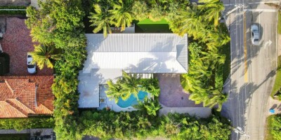 3 bedroom  Villa for sale in Lantana, Florida