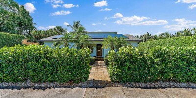 4 bedroom  Villa for sale in West Palm Beach, Florida