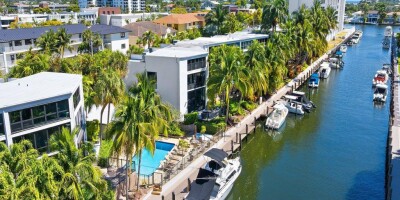 2 bedroom  Townhouse for sale in Fort Lauderdale, Florida