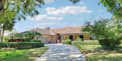 Villa for sale in Tequesta, United States