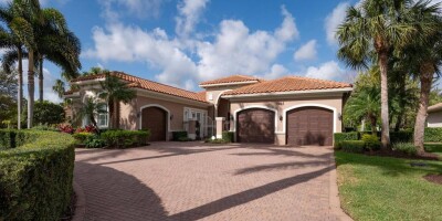 3 bedroom  Villa for sale in Palm Beach Gardens, Florida