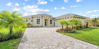 Villa for sale in Palm City, United States