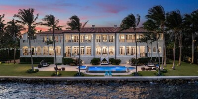 Villa for sale in Coral Gables, Florida