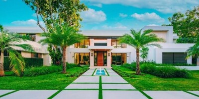 7 bedroom  Villa for sale in Pinecrest, United States