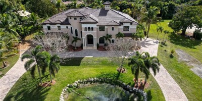 6 bedroom  Villa for sale in Plantation, United States