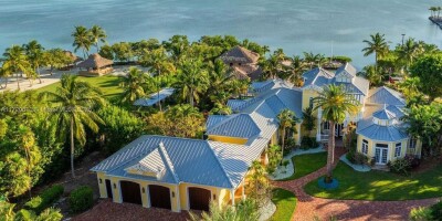 5 bedroom  Villa for sale in Marathon, United States