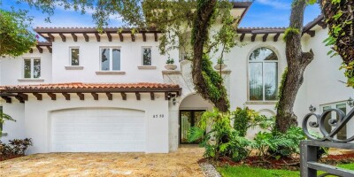 Villa for sale in Miami, Florida