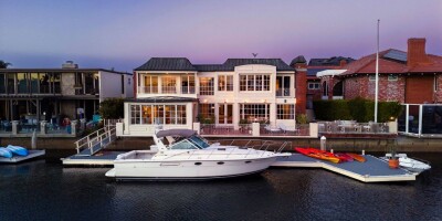 Detached House for sale in Huntington Beach, California