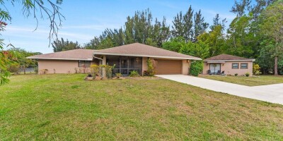 Villa for sale in The Acreage, United States