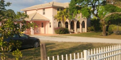 Villa for sale in The Acreage, United States