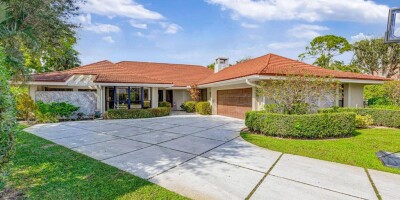 Villa for sale in Palm Beach Gardens, Florida