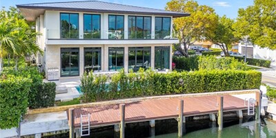 7 bedroom  Villa for sale in North Miami, Florida