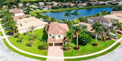 7 bedroom  Villa for sale in Boynton Beach, Florida
