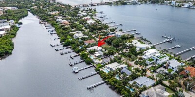 3 bedroom  Villa for sale in Lantana, United States