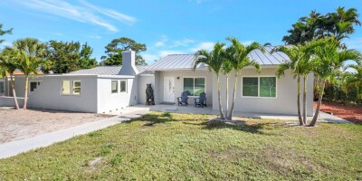 Villa for sale in Lake Worth, Florida