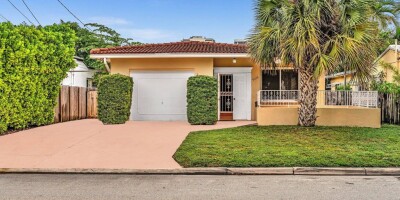 Villa for sale in Surfside, Florida
