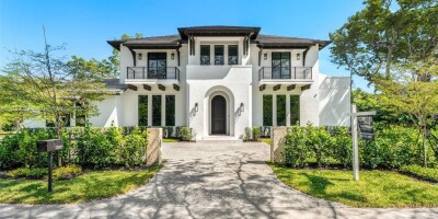 Villa for sale in Miami, Florida