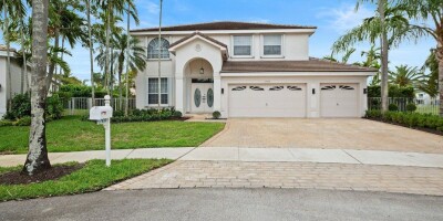 4 bedroom  Villa for sale in Pembroke Pines, United States