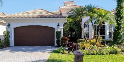 Villa for sale in West Palm Beach, Florida